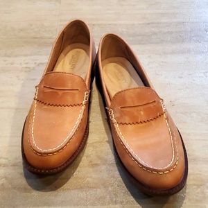 Like new camel color Sperry slip on penny loafers 6.5 (I wear a 7/7.5)